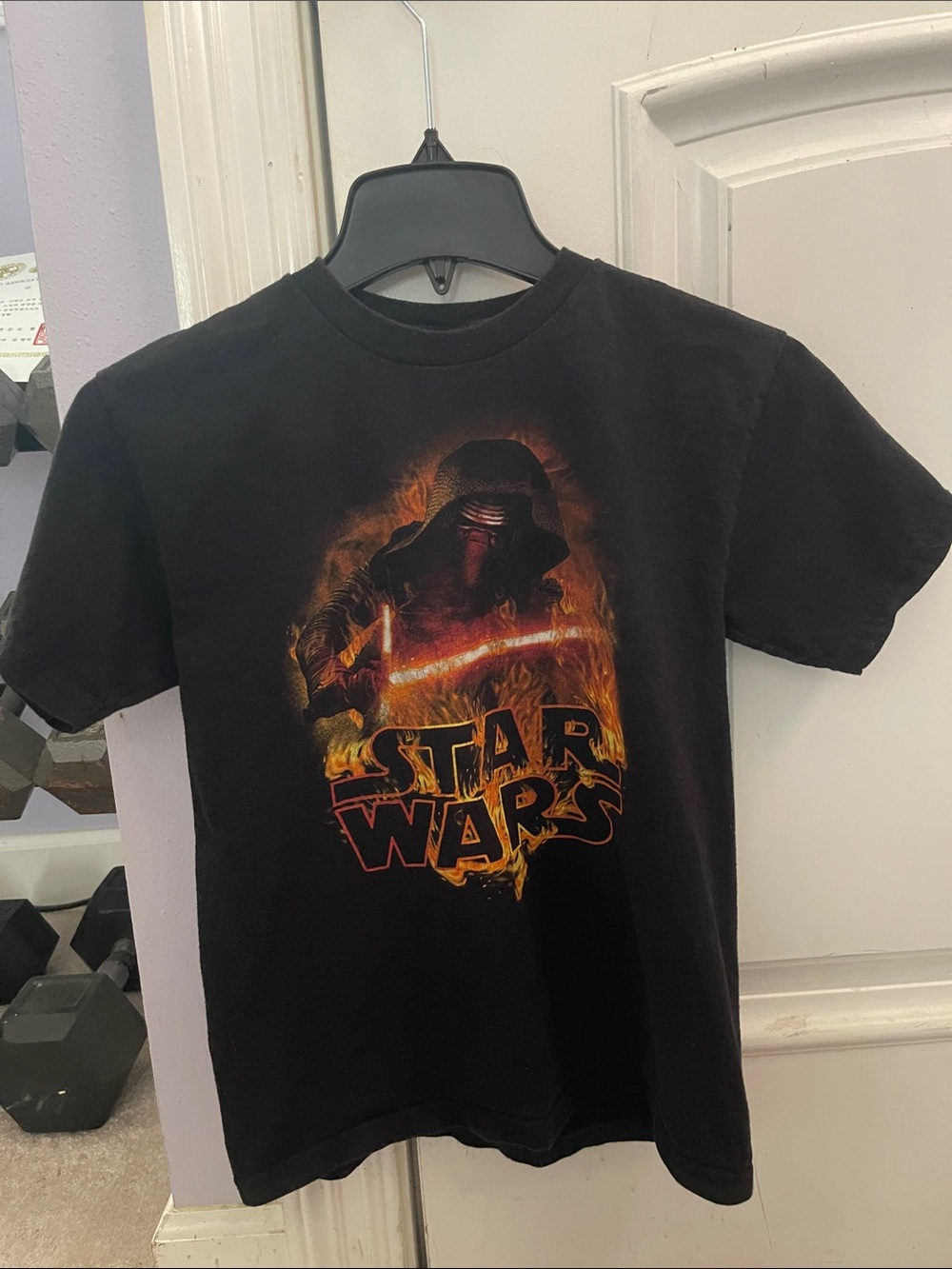 Star Wars Kylo Ren Fire Graphic T-Shirt Black Boys size S